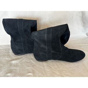 Bella Studio knee high flat boot, real black suede, size 9